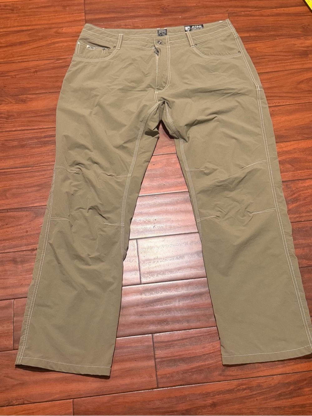 Kuhl Men's Olive-Tan Stretch Chinos